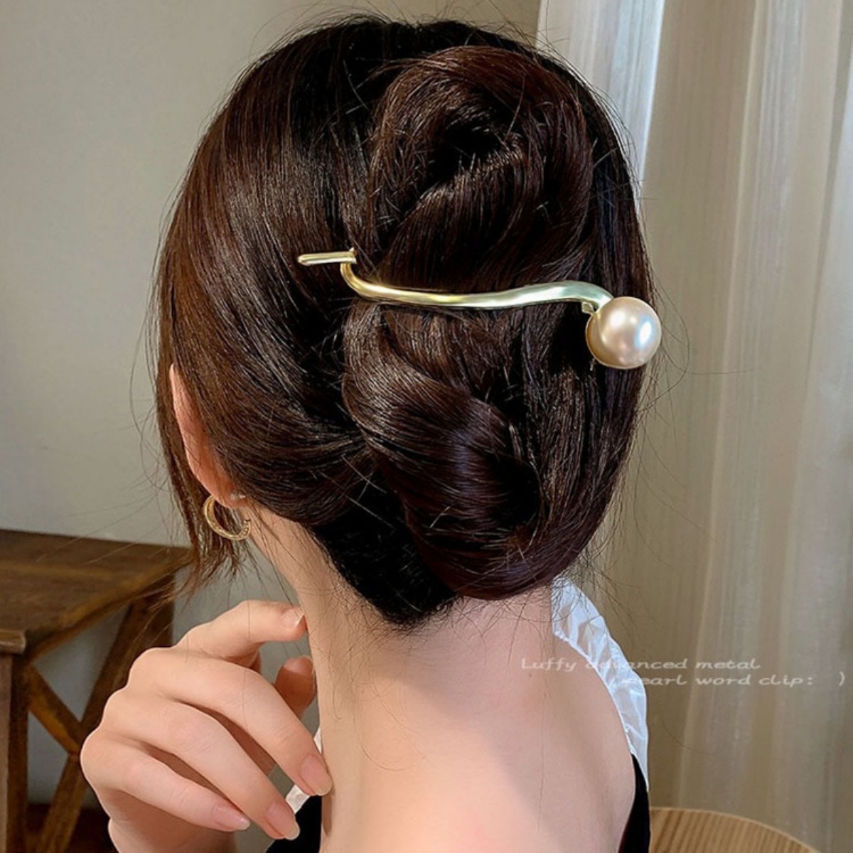 Elegant Glitter Pearl Hair Cli - đánh giá và giá The Korean Lifestyle